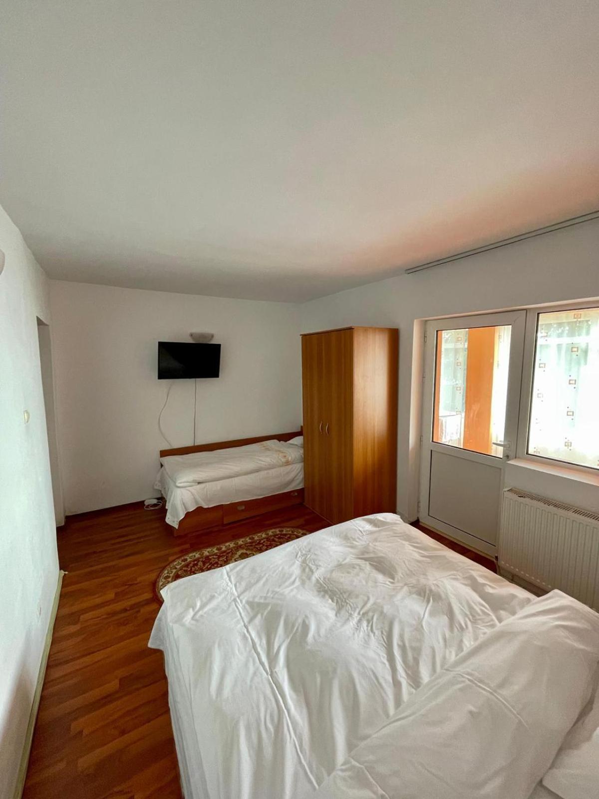 Casa de vacanta trei brazi Ranca Esterno foto