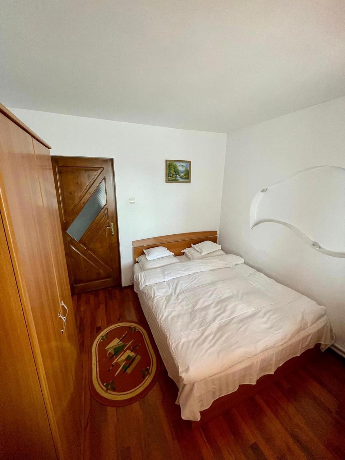Casa de vacanta trei brazi Ranca Esterno foto