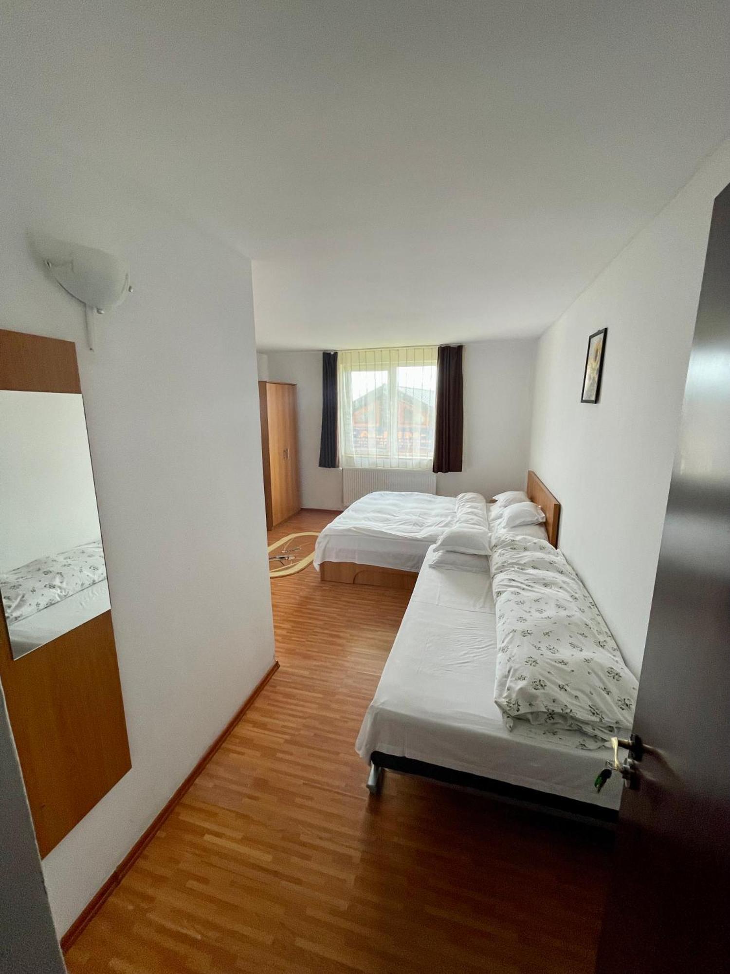 Casa de vacanta trei brazi Ranca Esterno foto