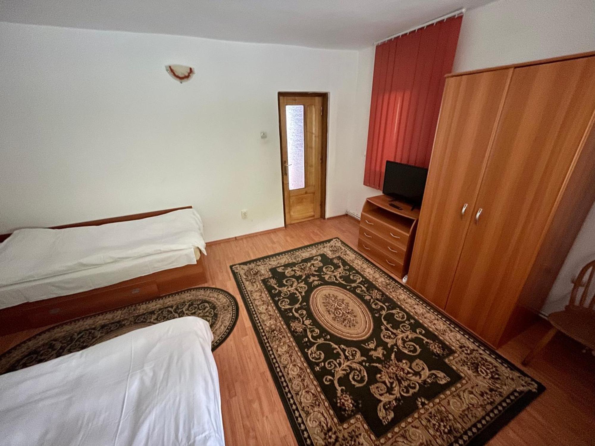 Casa de vacanta trei brazi Ranca Esterno foto